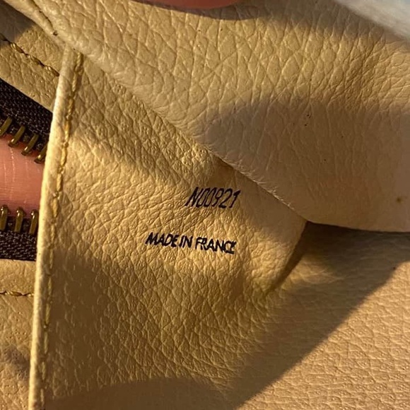 LV Trousse Bag - Picture 9 of 10